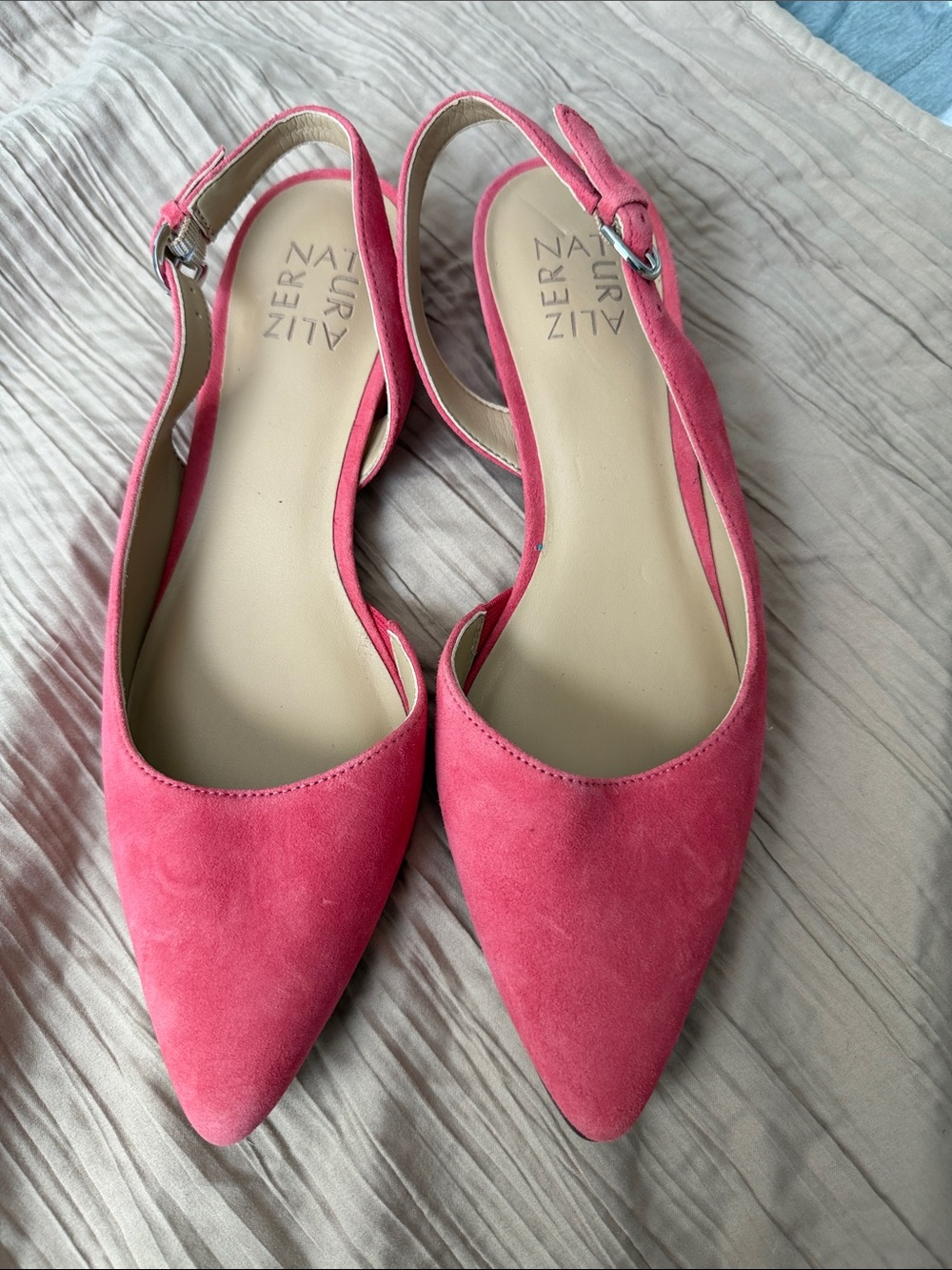 Naturalizer Coral Pink Suede Pointed Slingback Flats